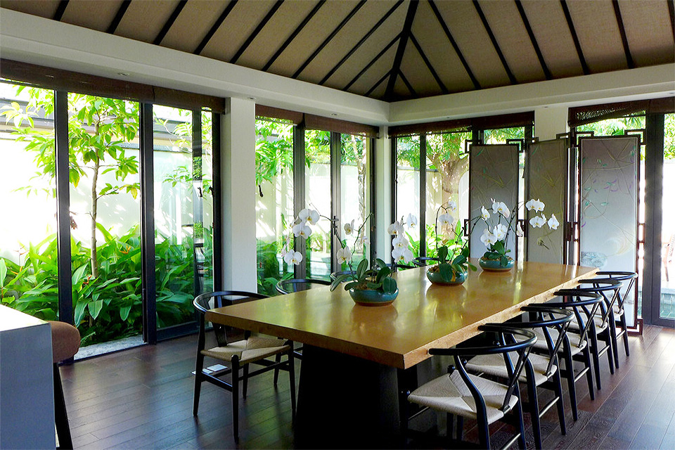 Glass partition Los Angeles