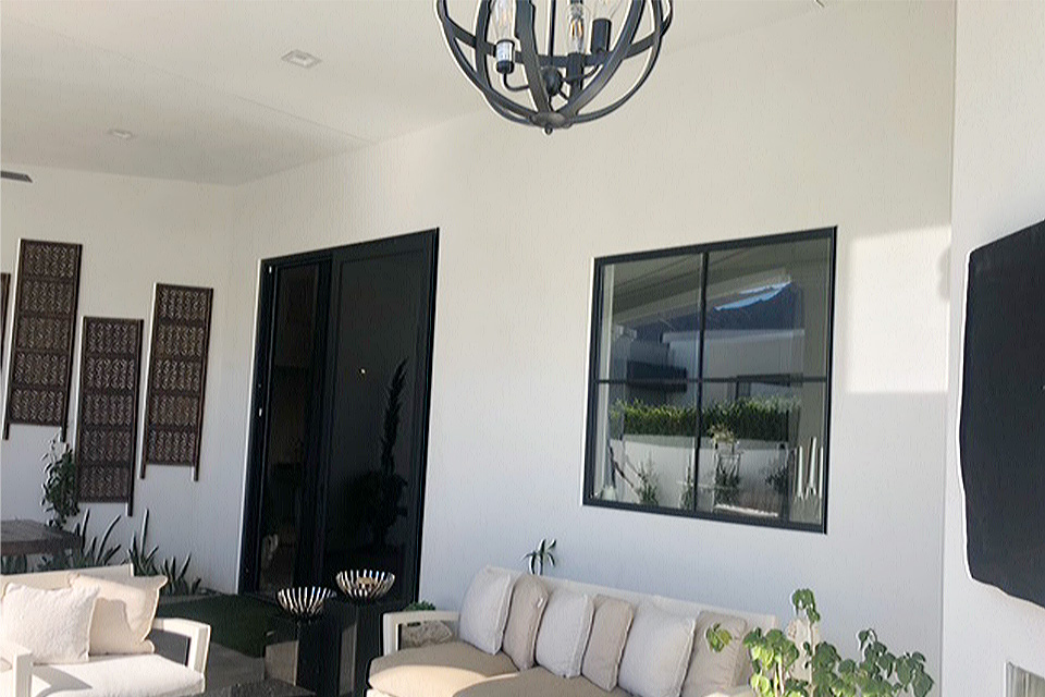 Villa Picture Window